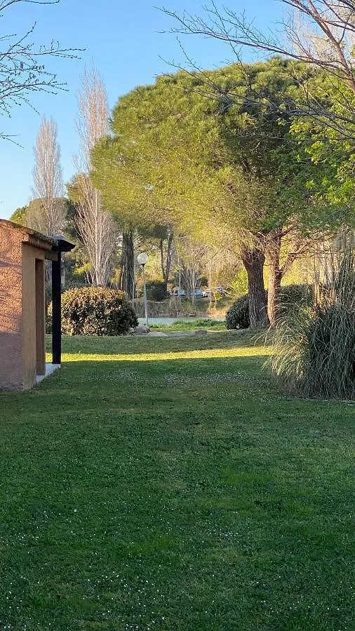 Joli Appartement 27M2 Oasis Provencale En Village Vacances En Camargue Arles