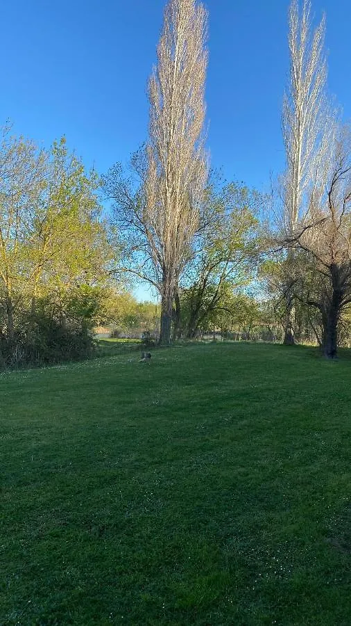 Joli Appartement 27M2 Oasis Provencale En Village Vacances En Camargue Arles
